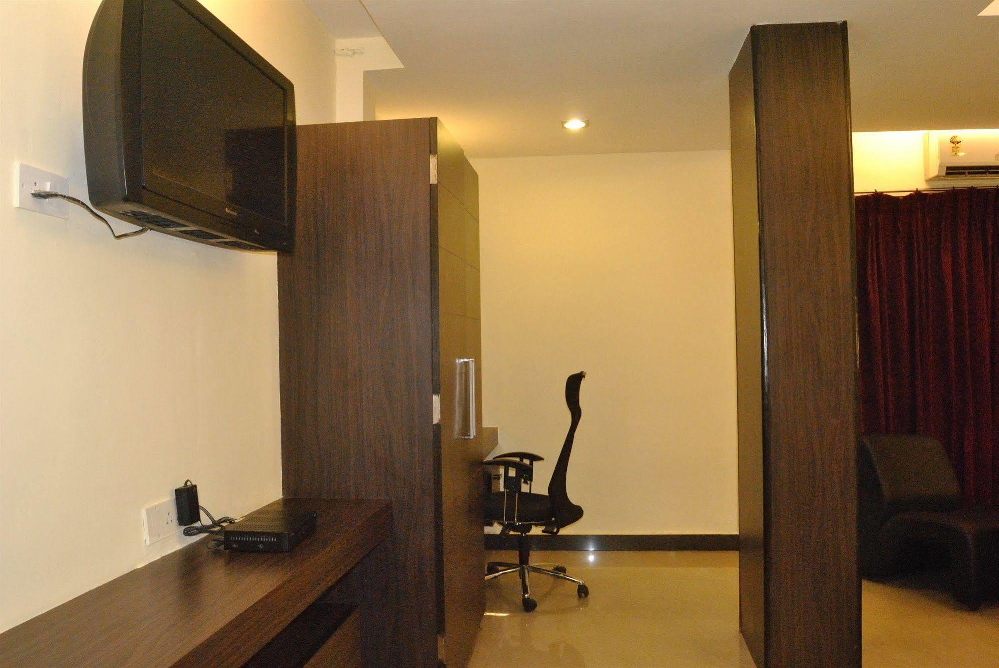 Hotel Mars Classic Chennai Luaran gambar